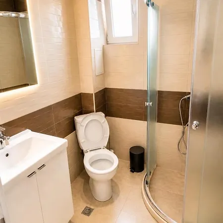 Central Prime Apartment & Private Parking * Plovdiv