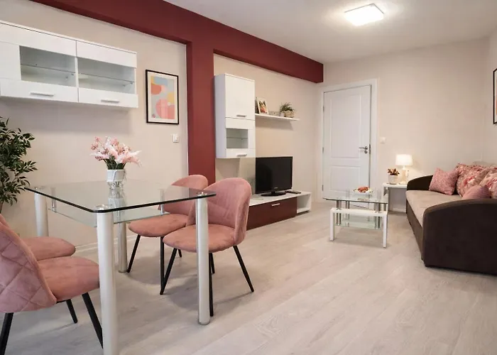 Old Town Prime & Parking *